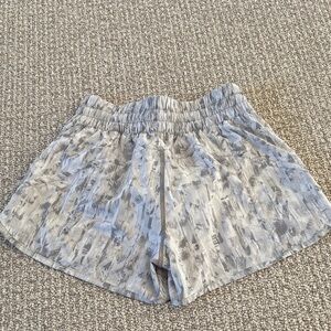 Lululemon White Grey Running Active Shorts Size 6